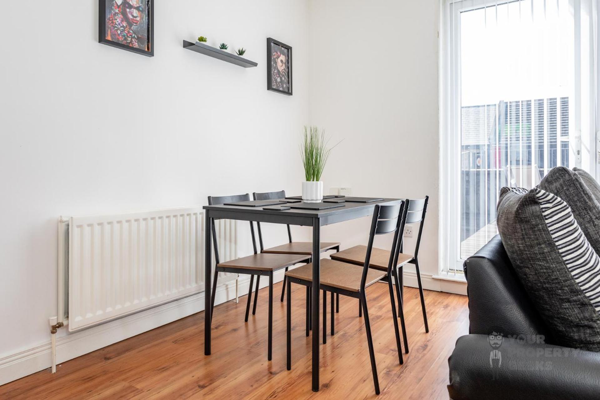 Attic Style 2 Bed Duplex Apartment With Rooftop Patio Belfast Dış mekan fotoğraf
