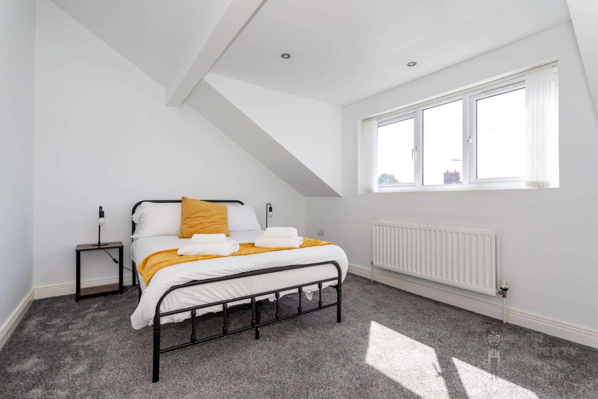 Attic Style 2 Bed Duplex Apartment With Rooftop Patio Belfast Dış mekan fotoğraf