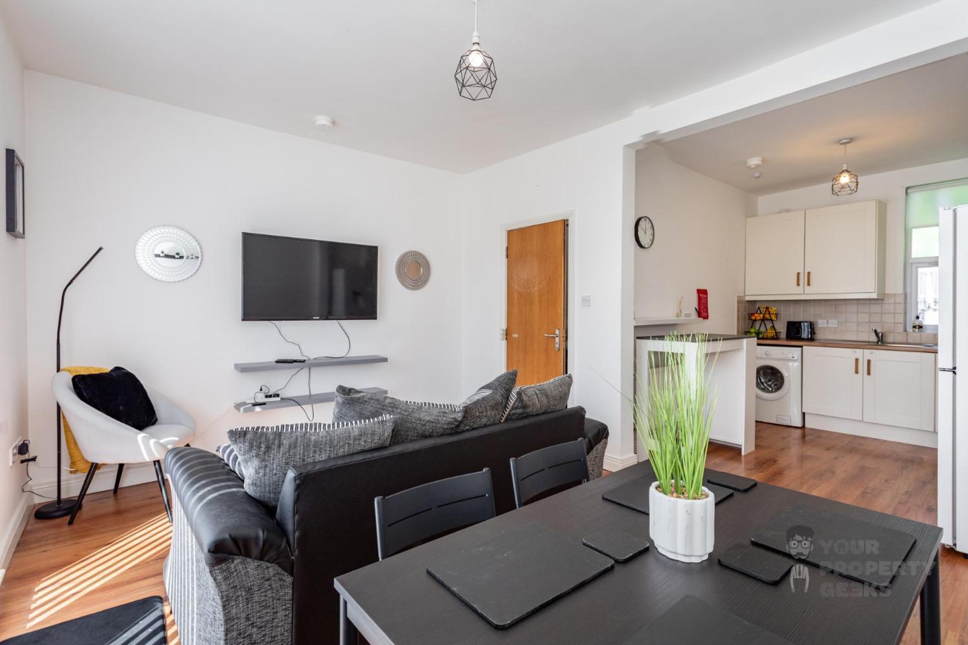 Attic Style 2 Bed Duplex Apartment With Rooftop Patio Belfast Dış mekan fotoğraf