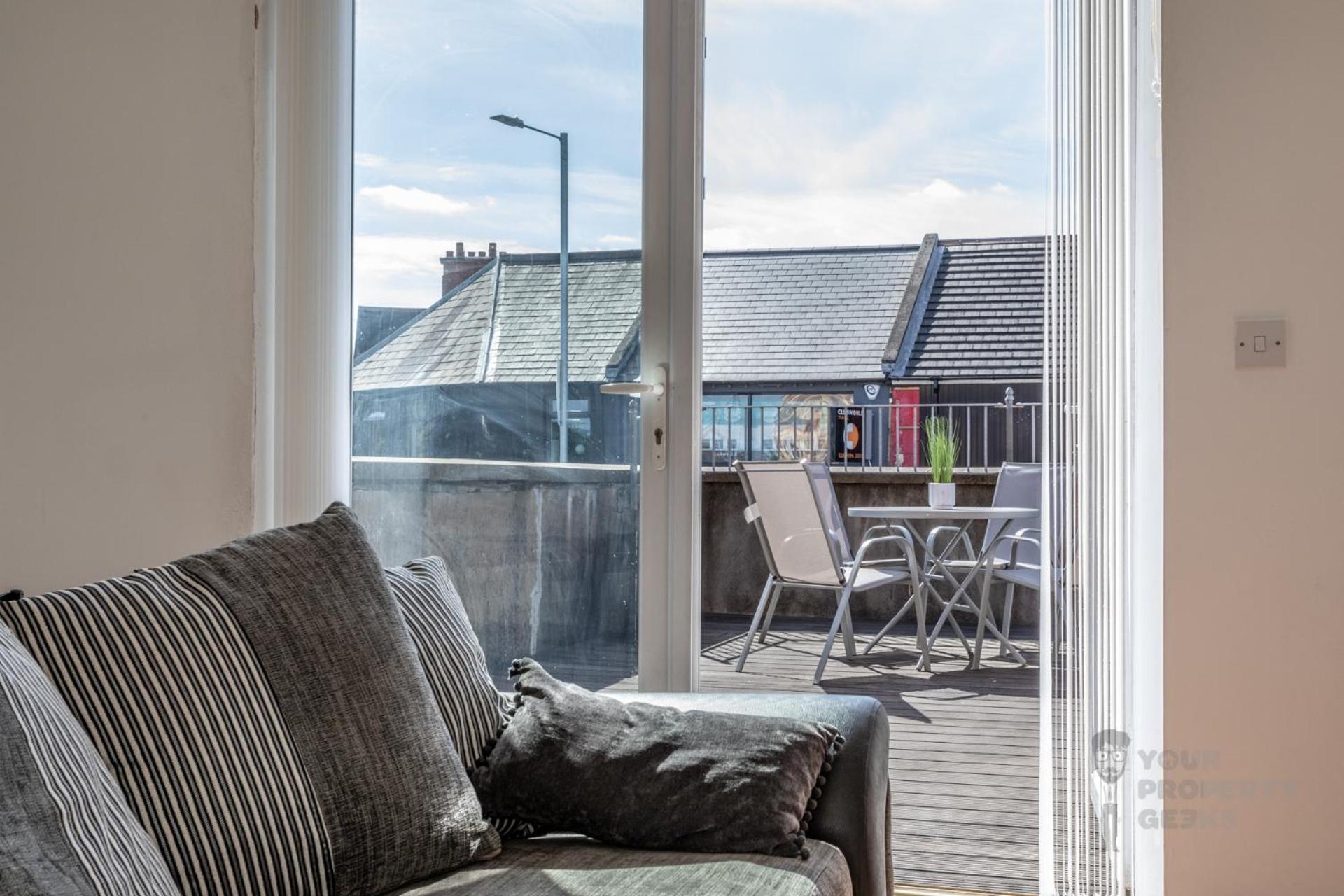 Attic Style 2 Bed Duplex Apartment With Rooftop Patio Belfast Dış mekan fotoğraf